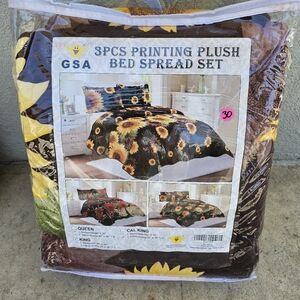 Sunflower Plush Comforter Set - Black and Yellow